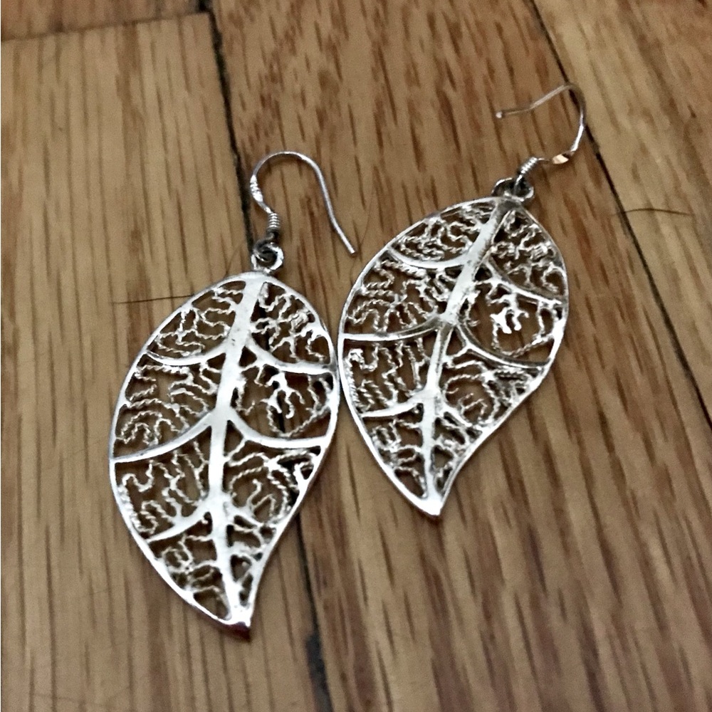 925 sterling silver leaf earrings